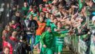 "أبريل الغاضب" يحول بريمن من الهبوط لسباق يوروبا ليج