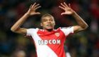 "عم مبابي" يكشف عن الأندية المفضلة له