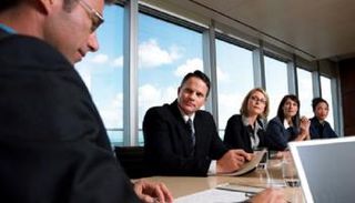 عدم دعم المدراء لموظفيهم يعزز شعورهم بالسعادة