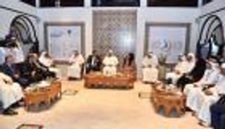 مكتوم بن محمد يلتقي ضيوف منتدى الإعلام العربي