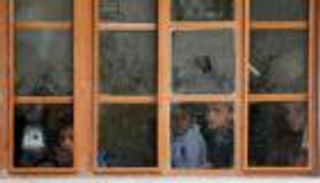 في غياب المدارس.. مخاوف من سقوط أطفال الموصل ضحية للفقر والصراع