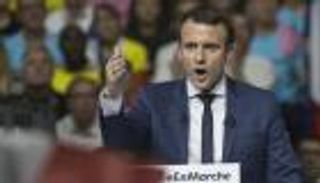 فرنسا.. ثلث مؤيدي اليسار يعتزمون التصويت لماكرون