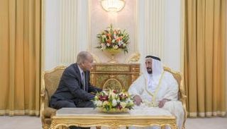 حاكم الشارقة يستقبل أمين عام جامعة الدول العربية
