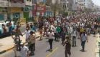 مظاهرات في حضرموت وعدن احتجاجا على إقالة عيدروس وبريك