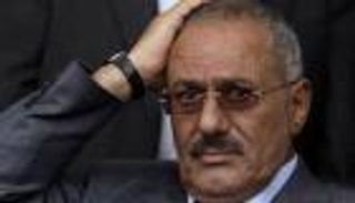 صالح يقفز من سفينة الحوثيين الغارقة بدعوة جديدة للحوار