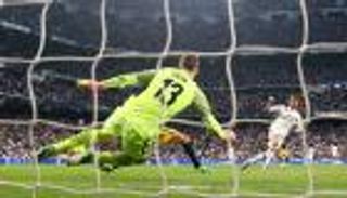 هاتريك رونالدو في أتلتيكو يقرب الريال من نهائي كارديف