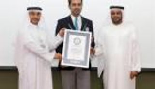 بلدية الشارقة تدخل موسوعة جينيس بأكبر كمية صب أساسات خرسانية بالعالم