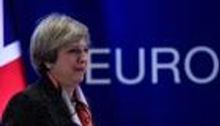 الطلاق البريطاني.. ماي "تناور" وأوروبا "تهدد"