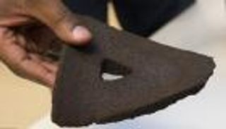 للمرة الأولى.. باحثون يصنعون الطوب من تراب القمر 