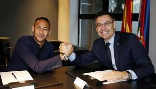 نيمار لاعب برشلونة