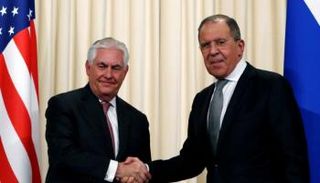 تيلرسون ولافروف اتفقا على الانتقال لحل سياسي للحرب