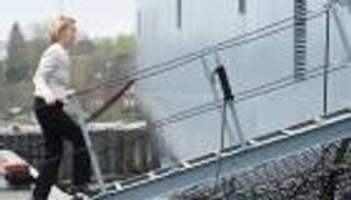 وزيرة الدفاع الألمانية تعتذر عن انتقاد قيادة الجيش: أشعر بالندم