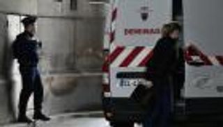 إخلاء ساحة متحف اللوفر بعد إنذار أمني