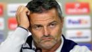 مدرب فياريال: هدف برشلونة الثالث قتل المباراة