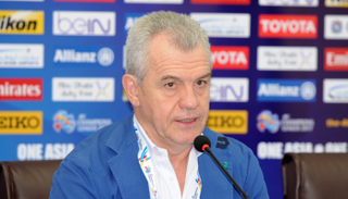 خافيير أغيري المدير الفني للوحدة الإماراتي