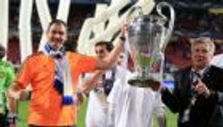 كليمنت يتطلع لإنجازه الأكبر مع سوانزي