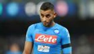نابولي يخطط لإغراء غلام بعقد جديد