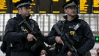 "داعش" الإرهابي يدعو إلى احتجاز رهائن ببريطانيا