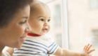 تحذير من علاج الأطفال بالأعشاب دون استشارة الطبيب