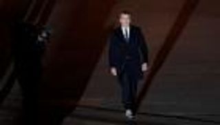 رئيس المفوضية الأوروبية يتوقع تعاونا مثمرا مع ماكرون