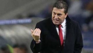 بيسيرو مدرب الشارقة 