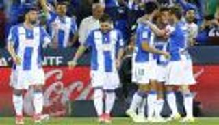 ليجانيس يتمسك بـ"الليجا" باكتساح بيتيس