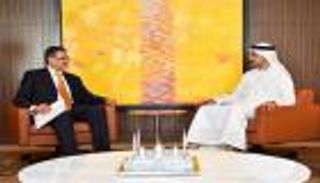 عبدالله بن زايد لـ"آيرينا": ملتزمون بتشجيع نمو الطاقة المتجددة