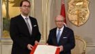 توقعات بتعديل وزاري في تونس خلال أيام