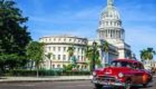 أمريكيون يعيدون اكتشاف كوبا..تدفق سياحي هائل 