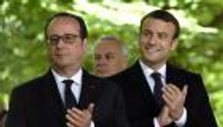 بالصور.. هولاند وماكرون جنبا إلى جنب ضد العبودية