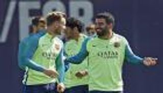 برشلونة يراقب 3 بدلاء لتوران