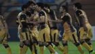 هدف بالخطأ يقرب الإنتاج من منطقة الخطر بدوري مصر