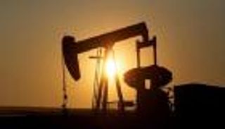 النفط يرتفع بعد خفض الإمداد السعودي لآسيا