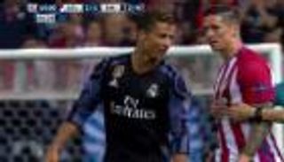 بالفيديو.. نافاس يتسبب في شجار بين رونالدو وتوريس