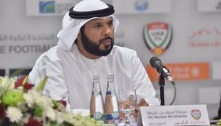 بن غليطة خلال المؤتمر الصحفي