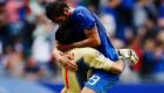 ماتيرازي يرشح بوفون للكرة الذهبية.. ويتجاهل ميسي