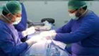 مستشفى دبي يستخدم تقنية جديدة لإعادة السمع للمرضى