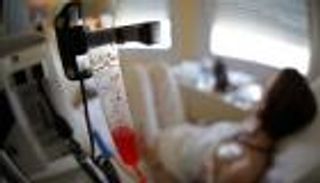 دراسة: تكلفة علاج سرطان الثدي لدى الفتيات الصغار أعلى من الكبار