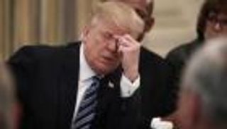 عاصفة إقالة كومي هل تطال مناصب أخرى بالبيت الأبيض؟