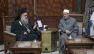 رئيس أساقفة الروم الأرثوذكس: شيخ الأزهر من رموز التعايش