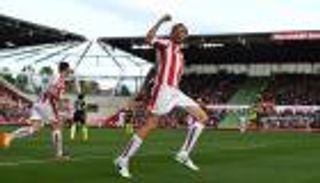 بالفيديو.. كراوتش يسجل هدفا بـاليد أمام أرسنال