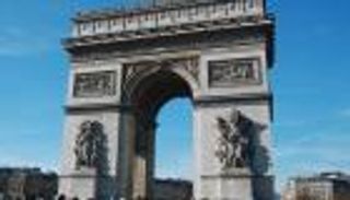 قوس النصر في باريس.. علامة النصر وحنين للإمبراطورية