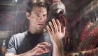 توم كروز يحذر المصريين من مومياوات "تونة الجبل"