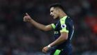 سانشيز يحقق أرقاما مميزة بهدفه الـ 50 في الدوري