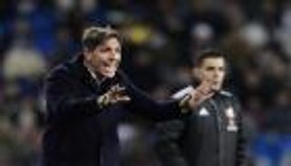 مدرب سيلتا فيجو يحدد شروطه للاستمرار مع الفريق