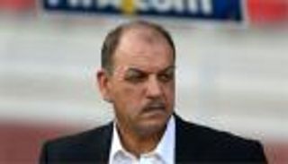 الوحدات الأردني ينفصل عن مدربه بالتراضي