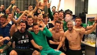 فرحة أتلانتا بعد الصعود 