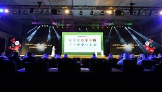 من حفل إجراء القرعة 