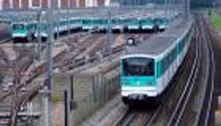 800 عامل مغربي.. اتهامات التمييز تلاحق سكك حديد فرنسا