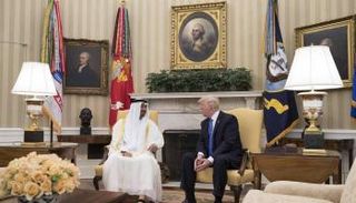 الشيخ محمد بن زايد والرئيس الأمريكي في البيت الأبيض